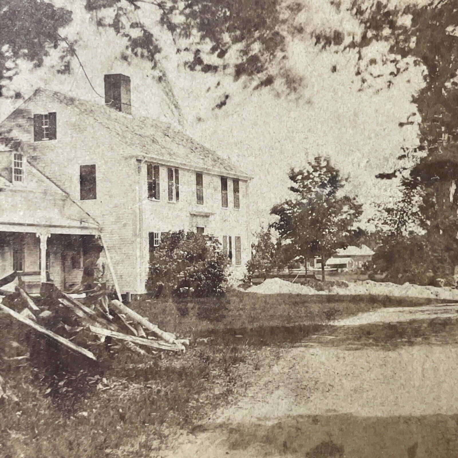 Antique 1860s Large Home In Milford New Hampshire Stereoview Photo Card V1837