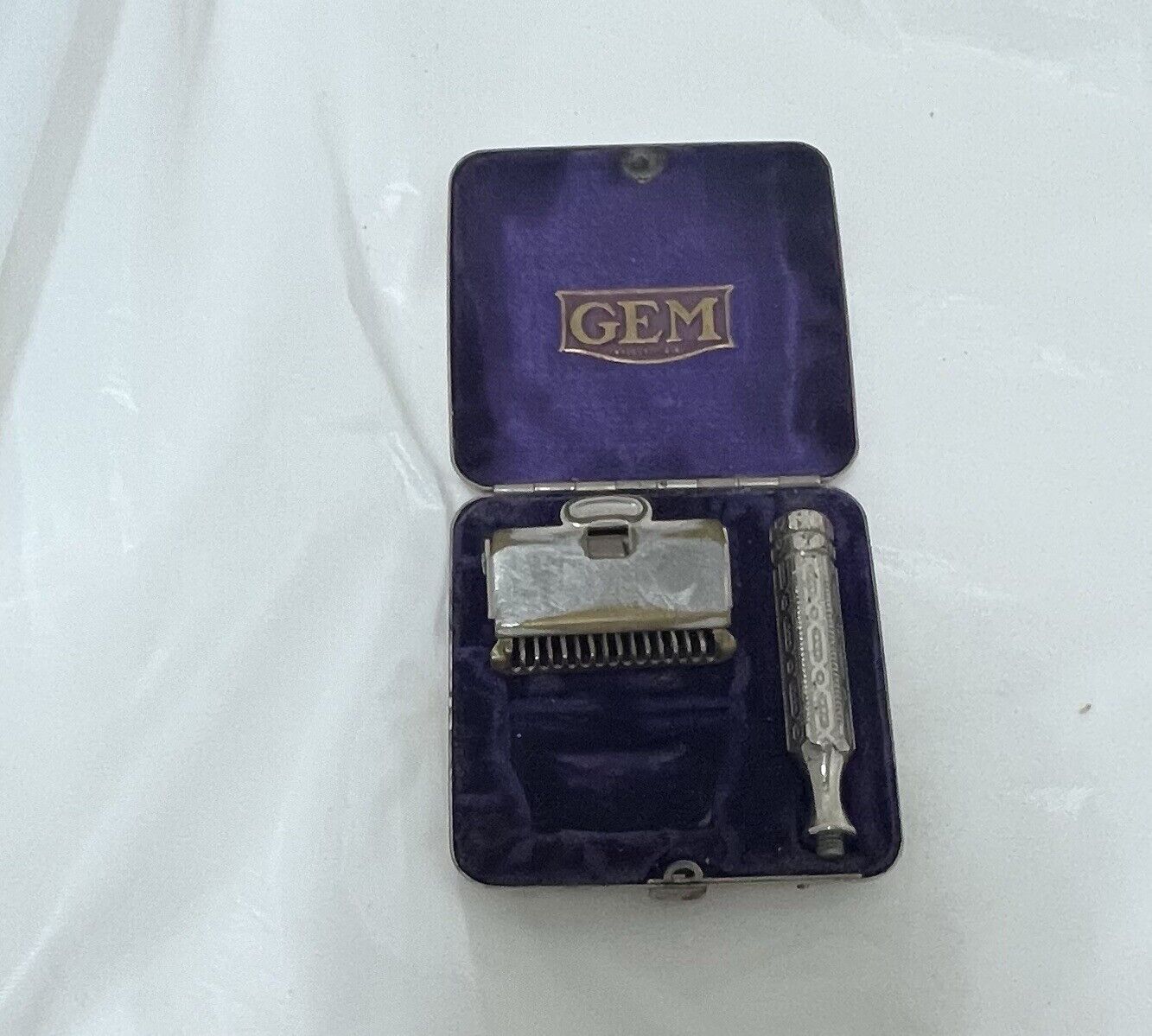 Antique Gem Shaver And Case