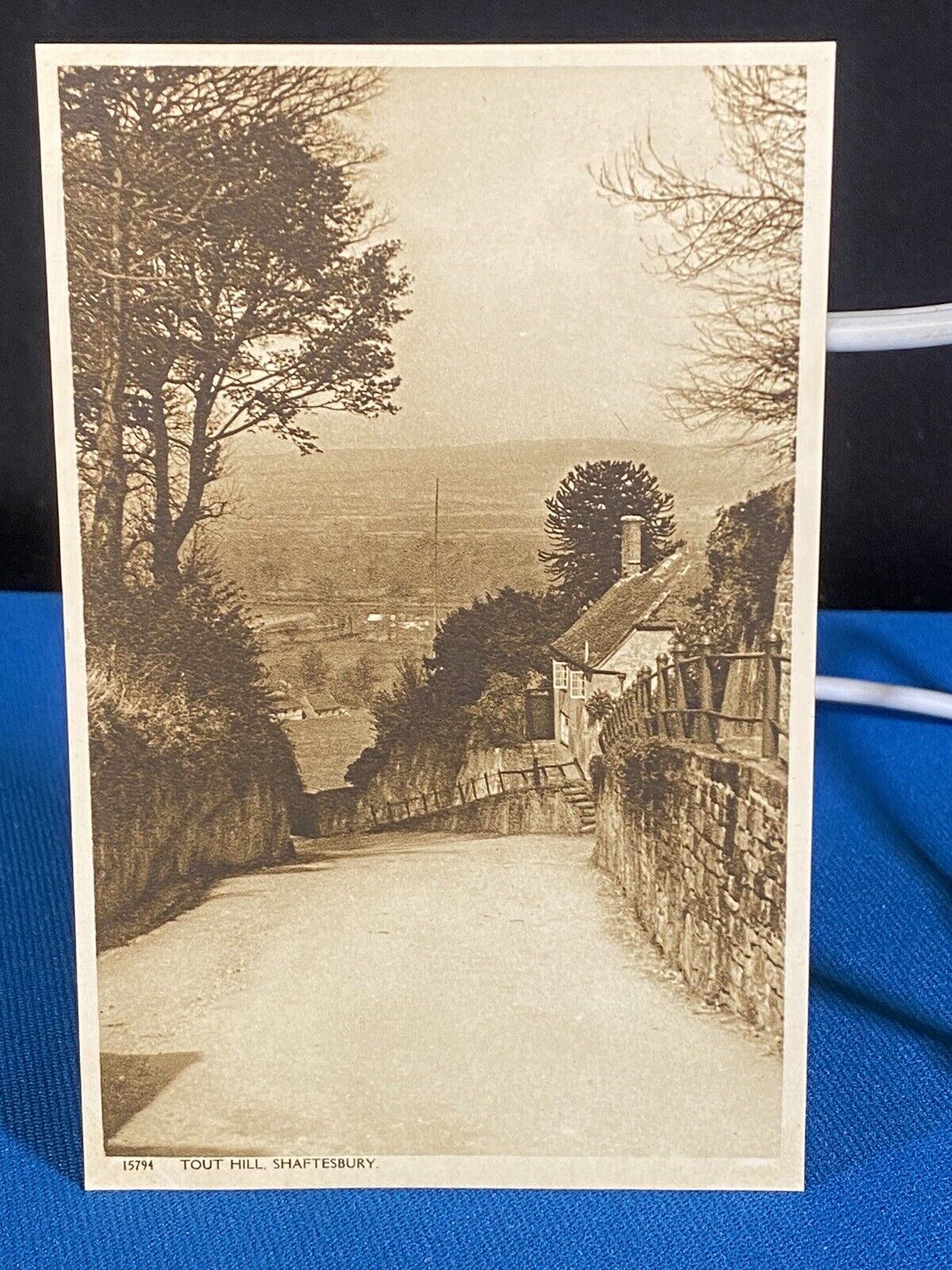 Shaftesbury England Tout Hill Vintage Postcard 1950s Unposted