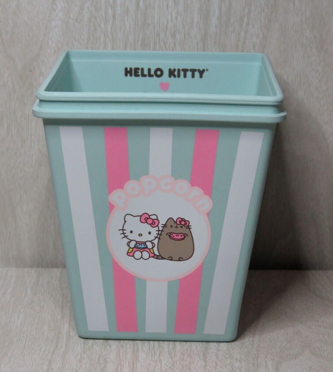 Sanrio Pusheen Hello Kitty Silicone Popcorn Maker Bucket Pink Green READ