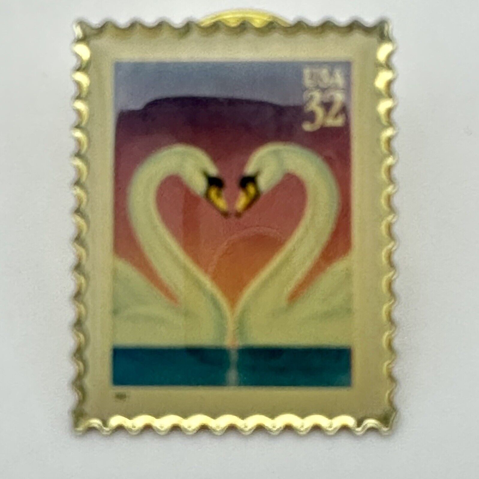 1997 USPS 32 Cent Version Love Swan Pin USA Metal Lapel Stamp