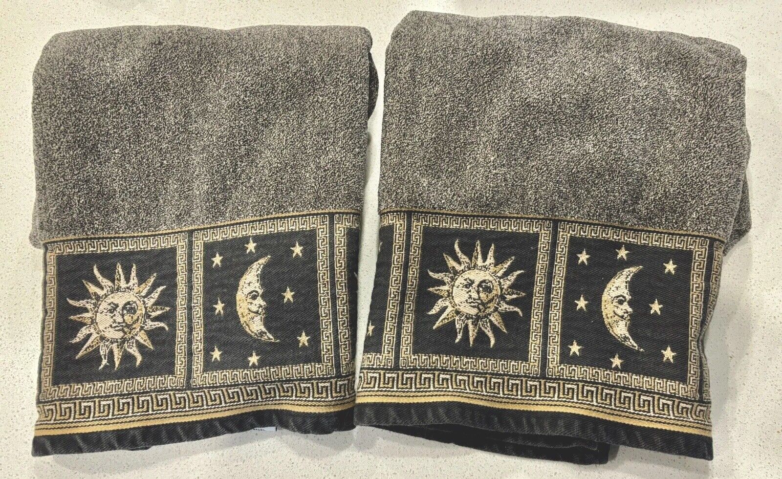 Two VTG Sun Moon & Stars Celestial Cotton Bath Towels Gray & Gold 1990’s
