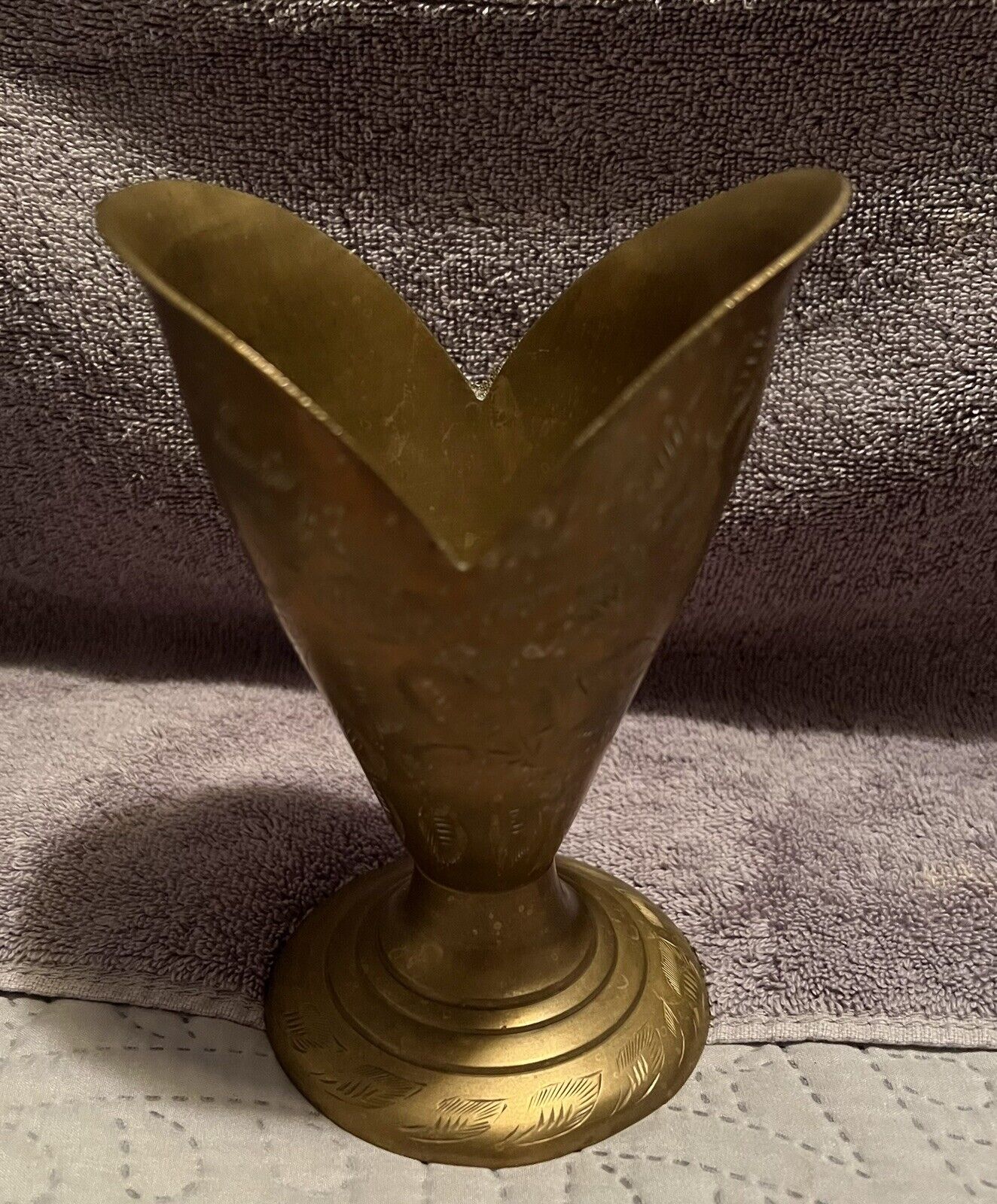 Brass Vintage India Etched Fan W/Leaf Design Vase