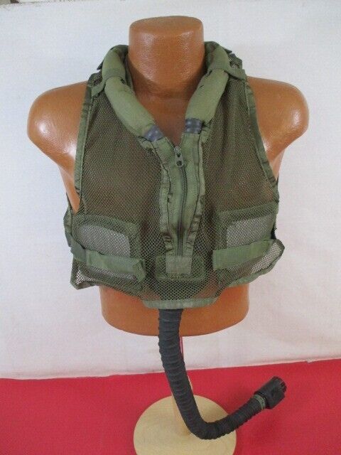 post-Vietnam US Army Vest, Mircoclimate, Air Conditioning - Dtd 1989 - Unissued