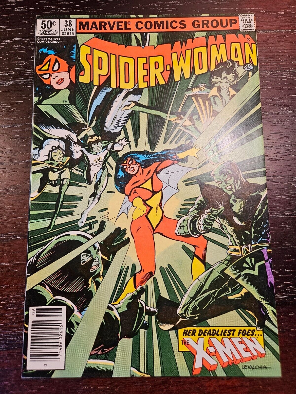 SPIDER-WOMAN #38 vintage Marvel comic book 1981 X-MEN Appear VF-