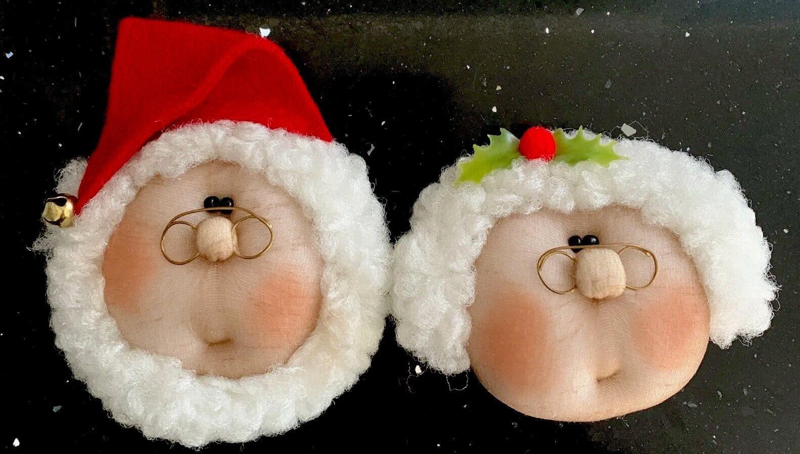 Vintage Santa Claus Mrs Claus Plush Nylon Heads Christmas Magnets Ornaments