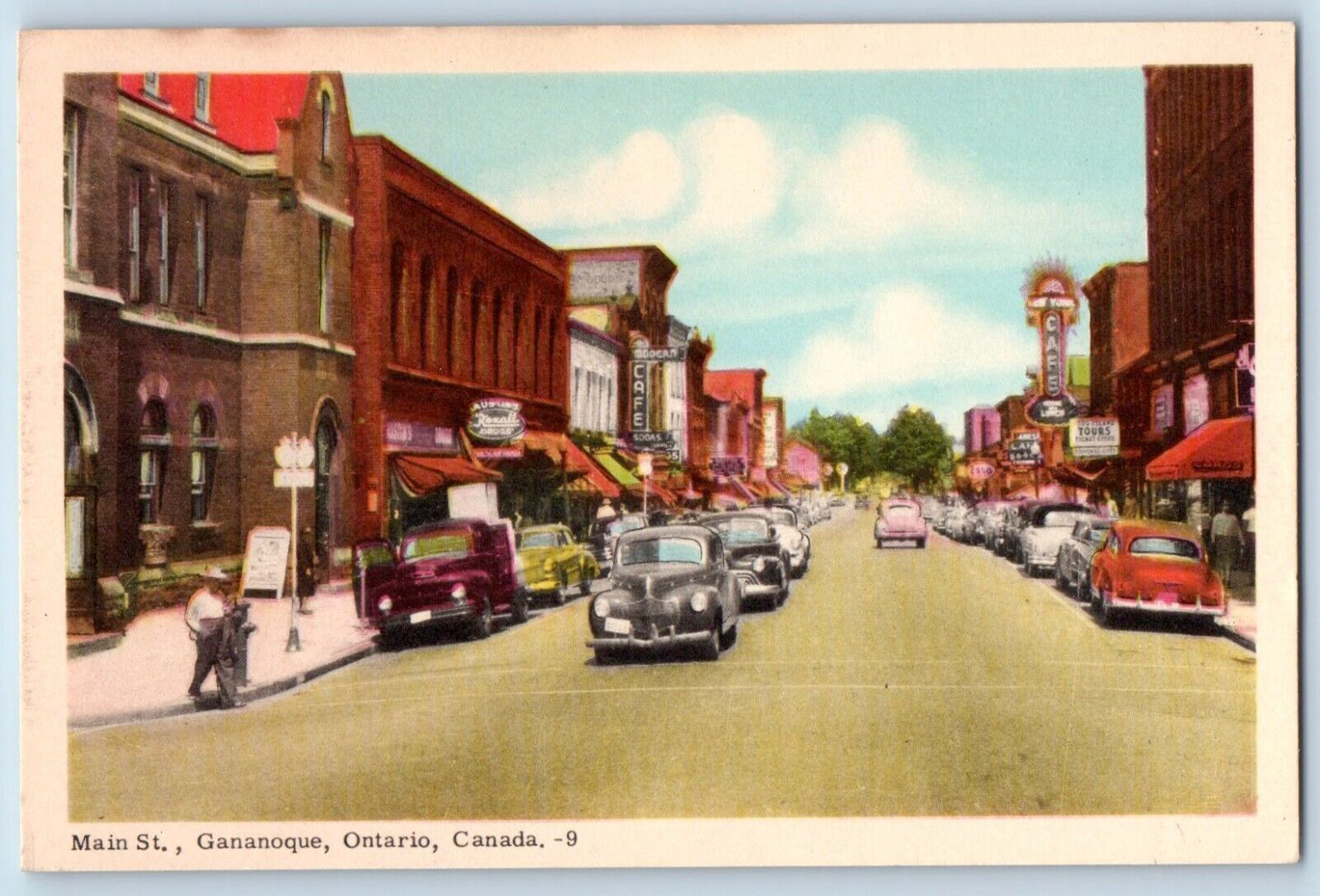 Gananoque Ontario Canada Postcard Main Street Scene c1930\'s Unposted
