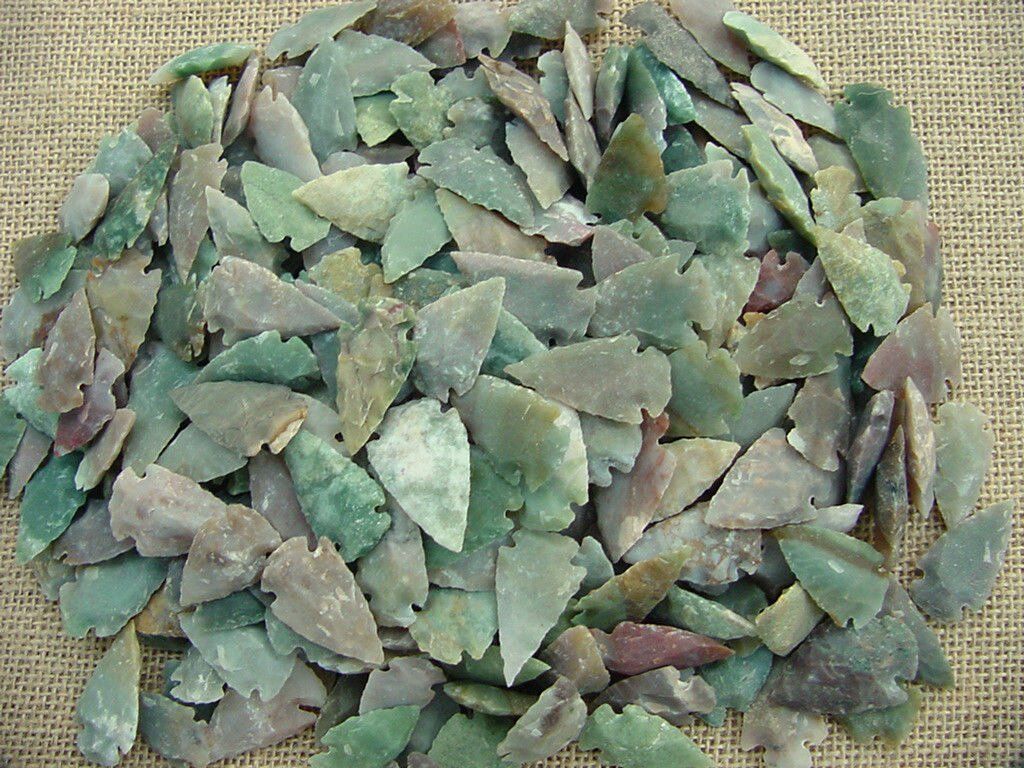 BOGO Buy 1 get 1 free from bulk pile arrowheads stone replica arrowheads  