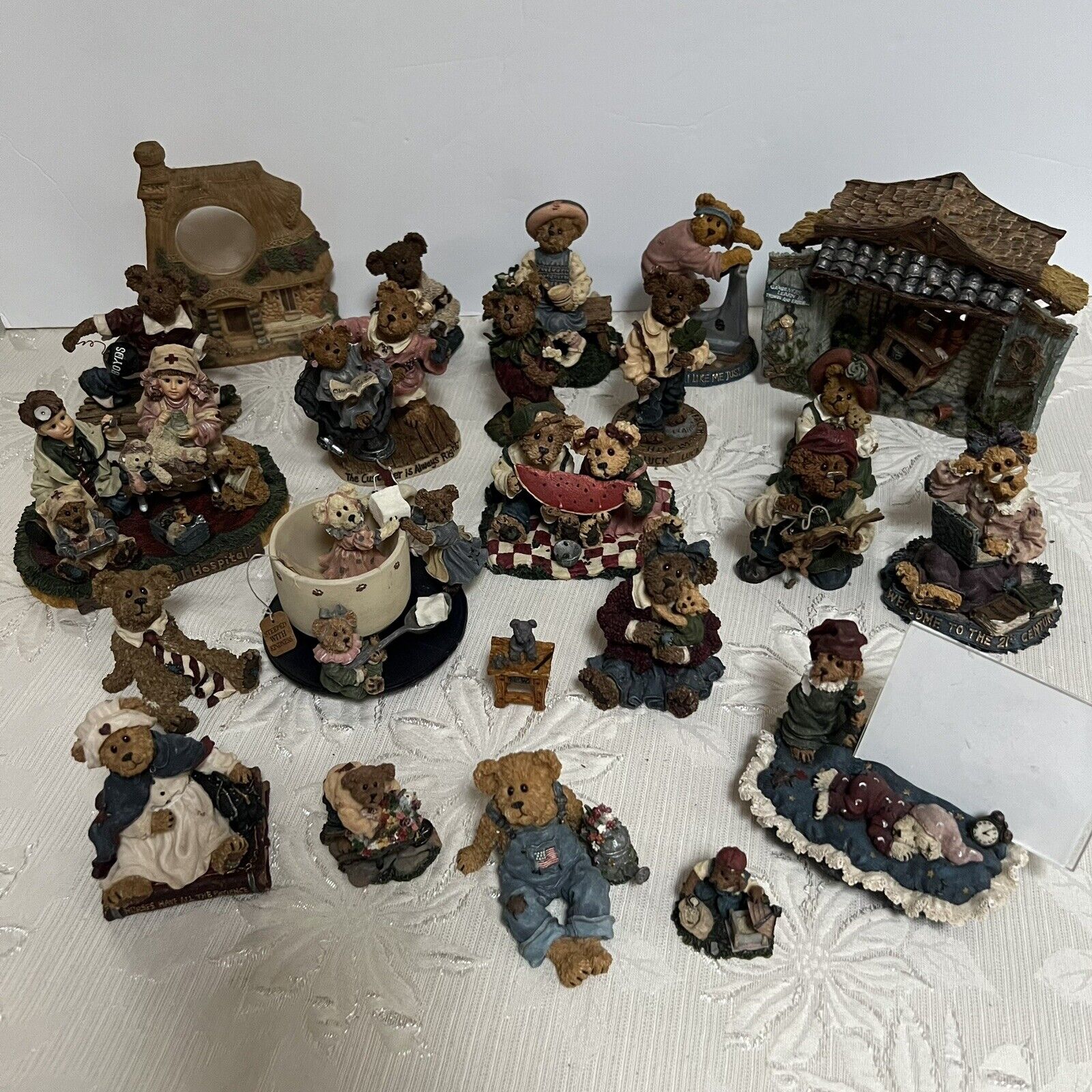 Vintage Boyds Bears and Friends LOT of 16 MIX Bearstone Figurine