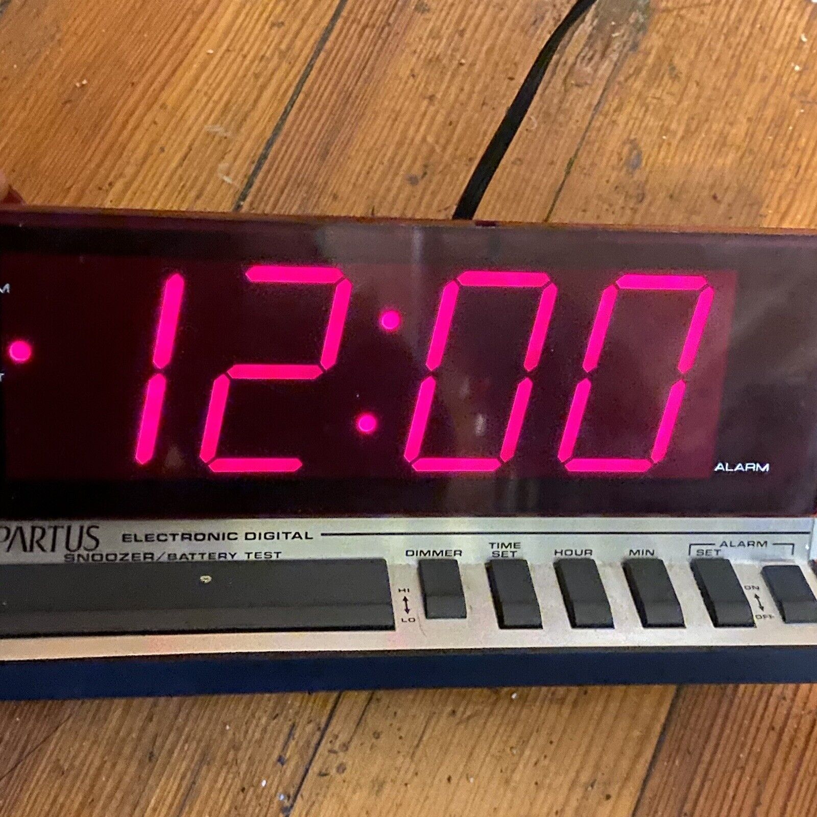 Vintage Spartus Electronic Digital Large Display Alarm Clock Model 1150