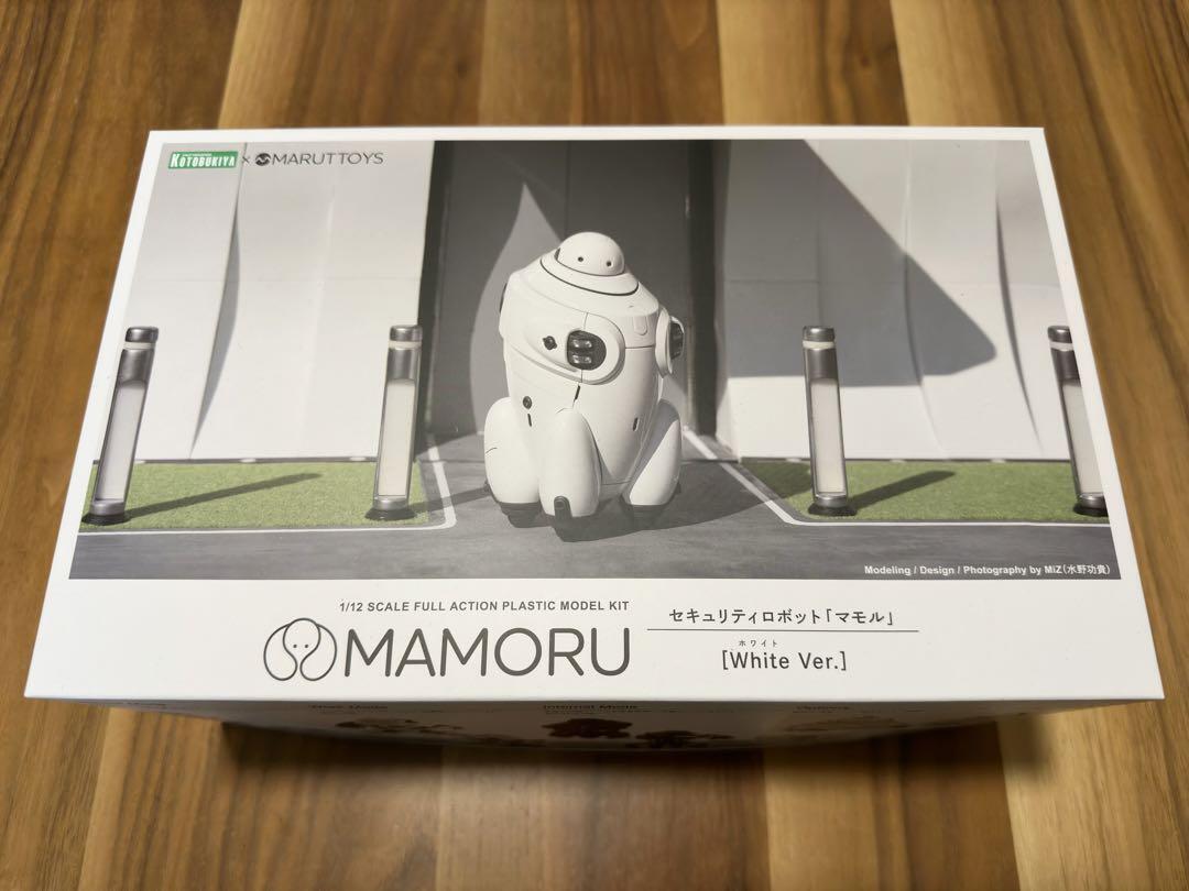 Maruttoys Mamoru White Ver. Movable 1/12 Plastic Model KP672 140mm Kotobukiya