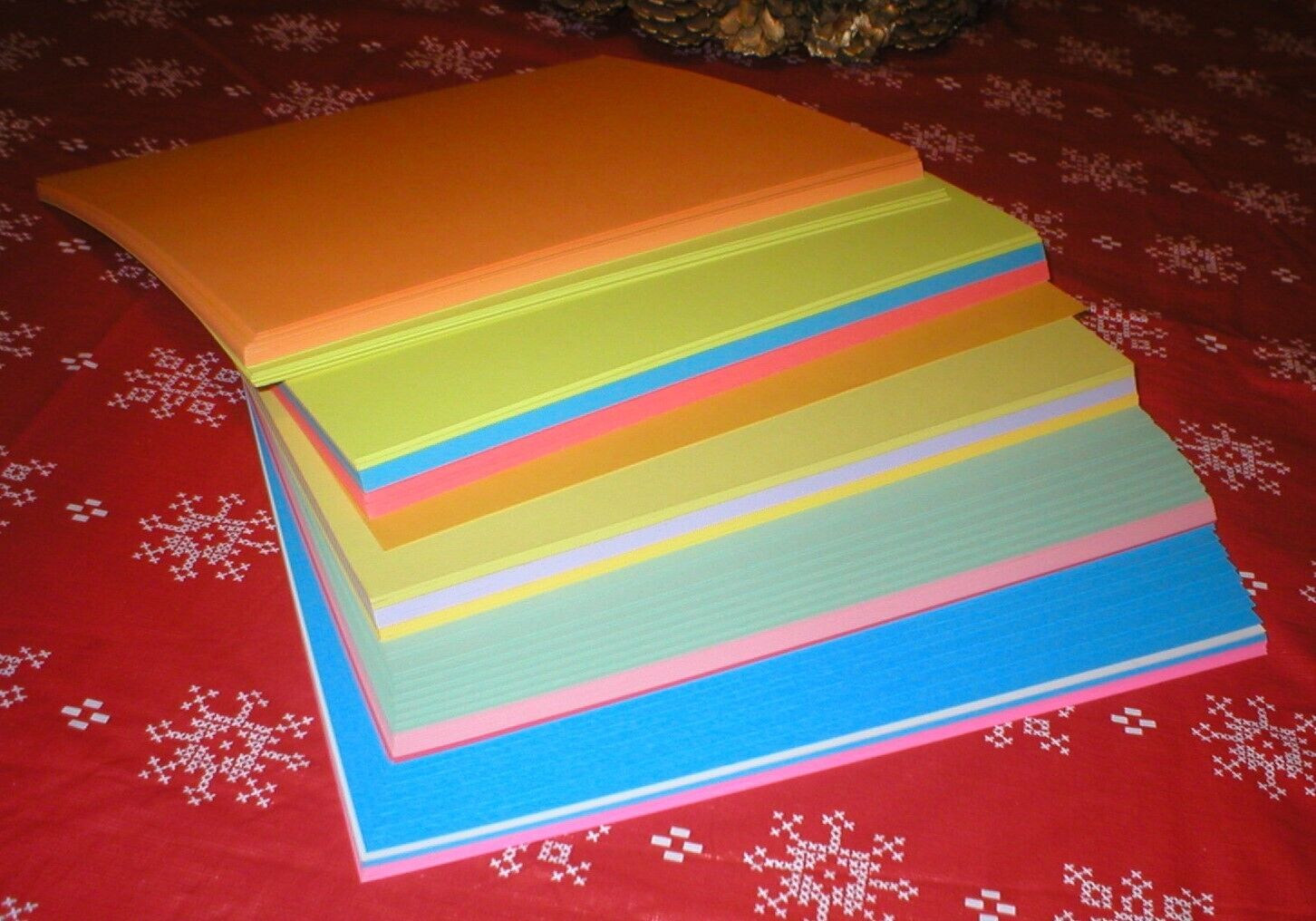 MULTI-COLORED HEAVY DUTY PAPER 8.5 X 11 LOOSE SHEETS SOLD AS IS