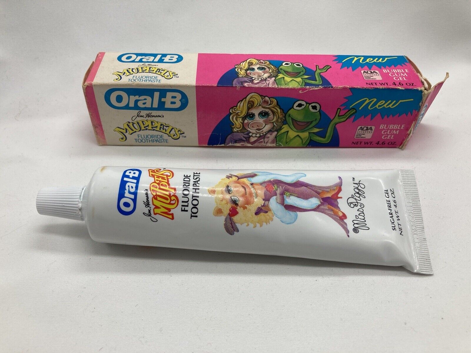 Vintage Oral-B The Muppets MISS PIGGY Toothpaste With Box Jim Henson Disney
