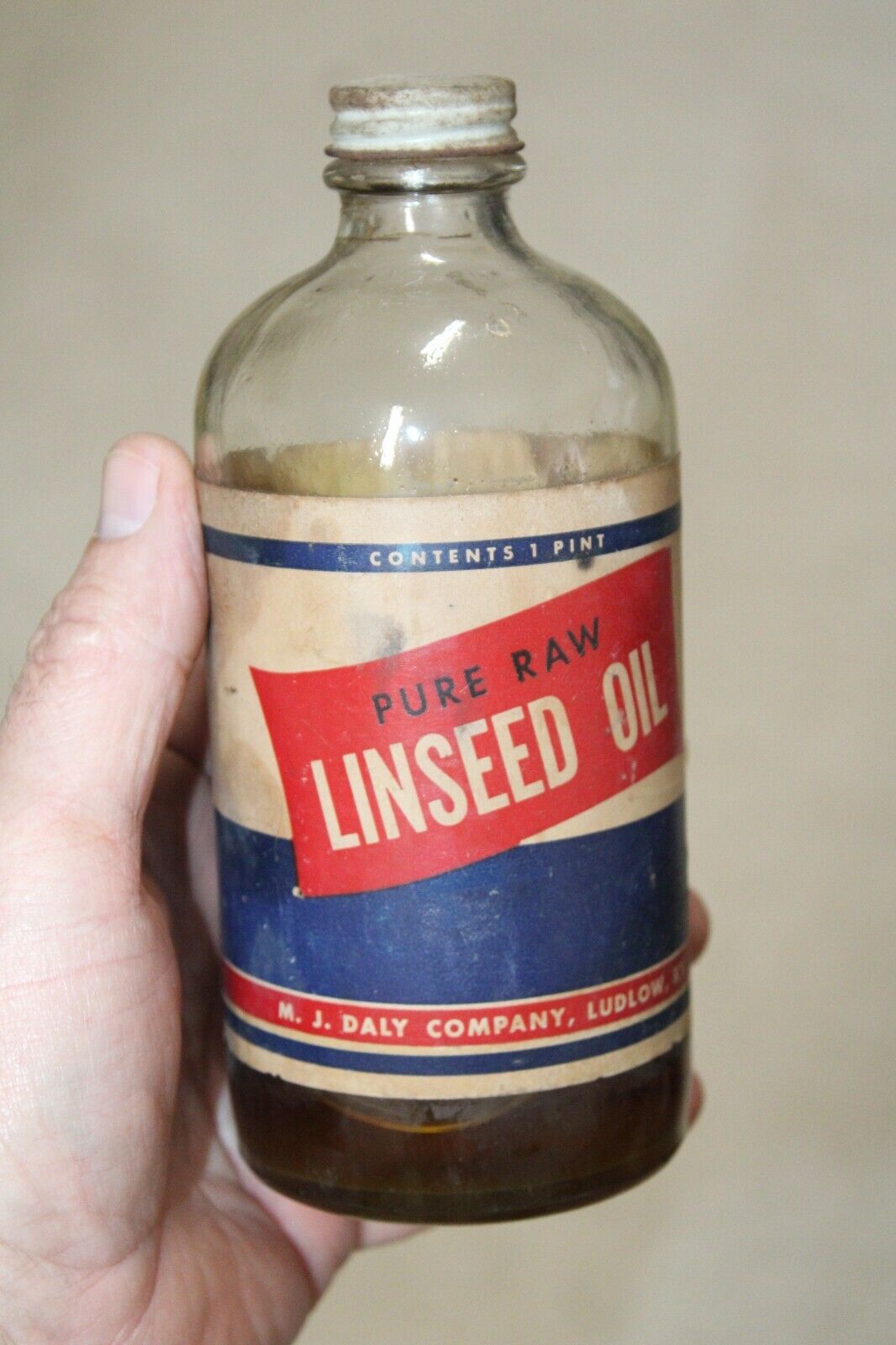 LUDLOW KY LINSEED OIL BOTTLE PAPER LABER 1/4 FULL
