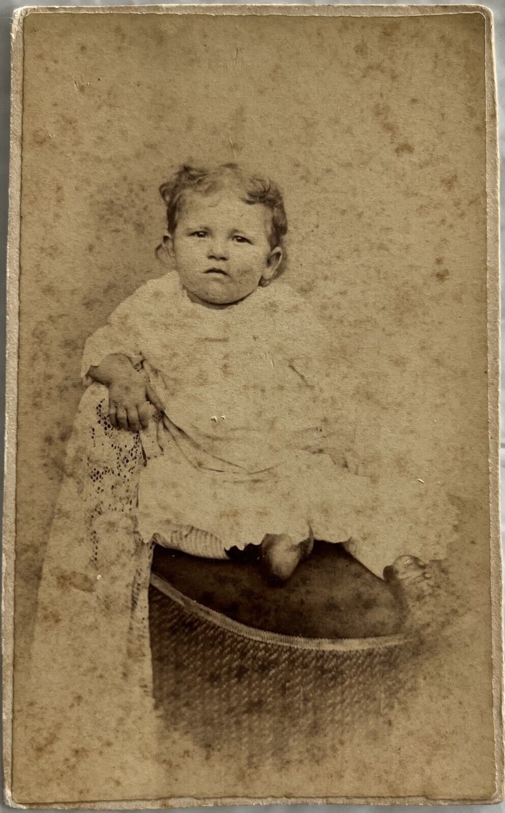 Early 1890s CDV PHOTO SWEET GIRL TODDLER - B Pentz, Photographer - York, PA