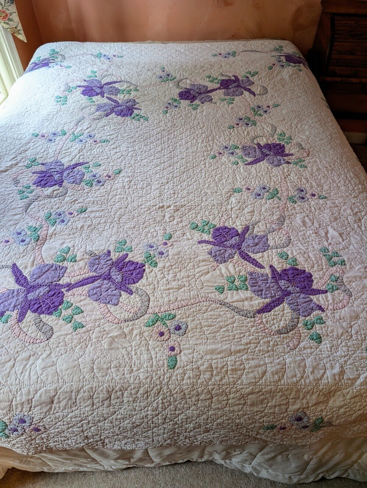 Quilt Vintage Completely Hand Stitched 84\