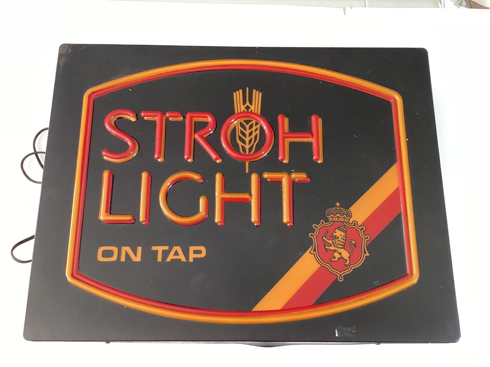 Vintage Stroh Light on Tap Lighted Sign Man Case WORKING
