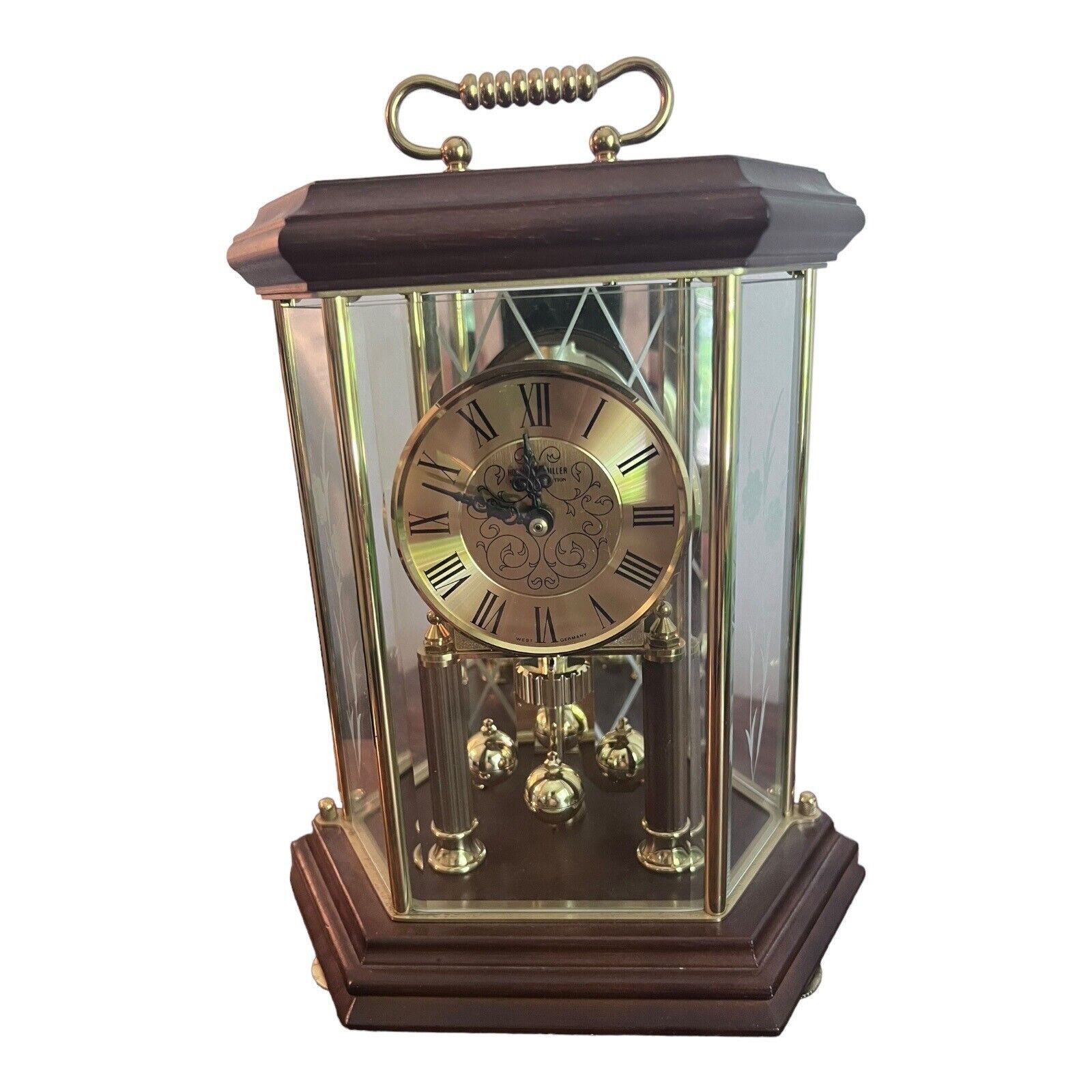 Vintage Working Howard Miller Mantle Chime Clock Wood Glass Hexagon