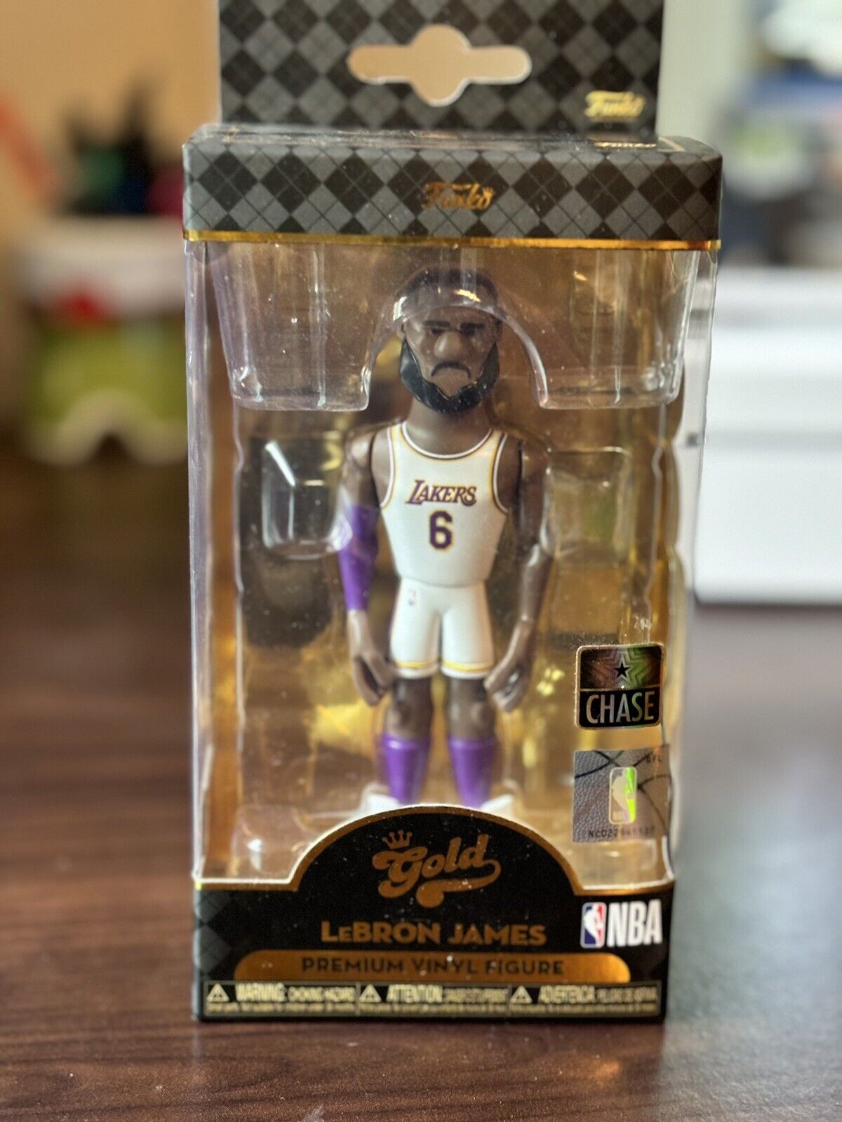 Funko Gold LeBron James 5” Premium Vinyl Figure Chase NBA Lakers White Jersey #6