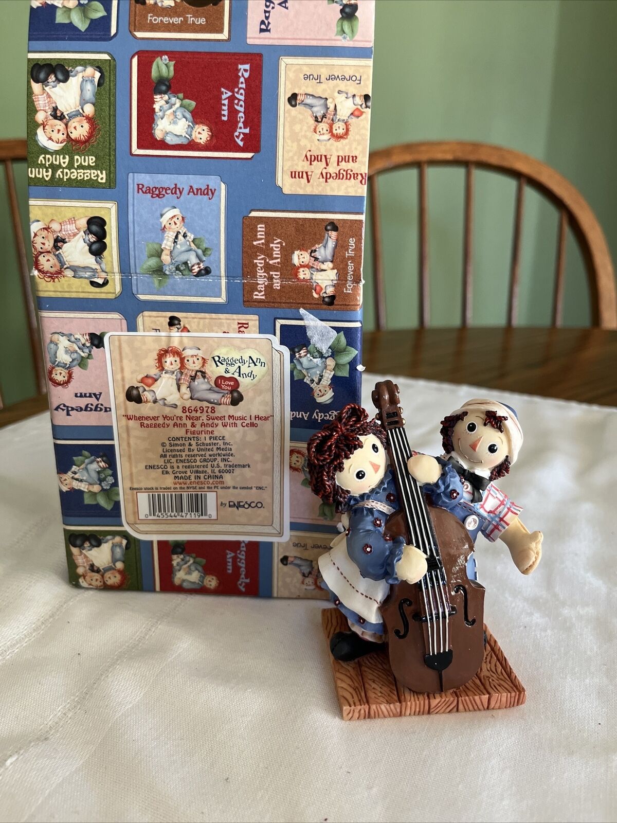 VTG Enesco Raggedy Ann And Andy “Whenever You’re Near, Sweet Music I Hear” 