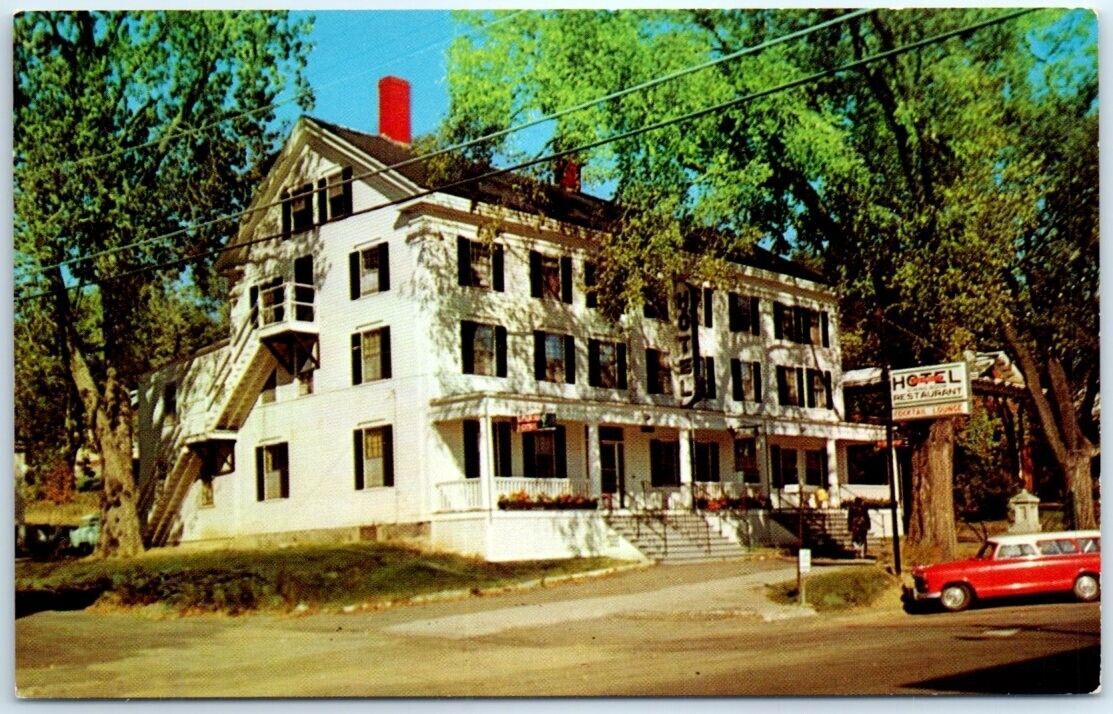 Postcard - Jed Prouty Tavern, Bucksport, Maine, USA