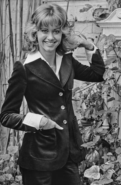 British-Australian singer and actress Olivia Newton-John UK 1970s OLD PHOTO