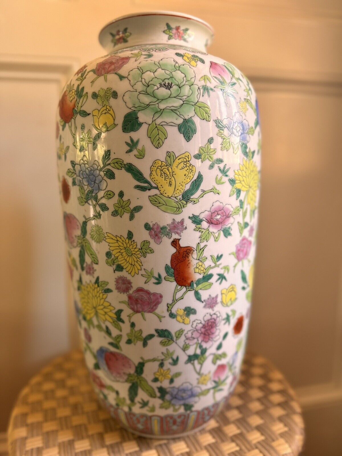Vintage Chinese Qianlong Dynasty Marked Famille Rose 19” Floor Vase Jardinere