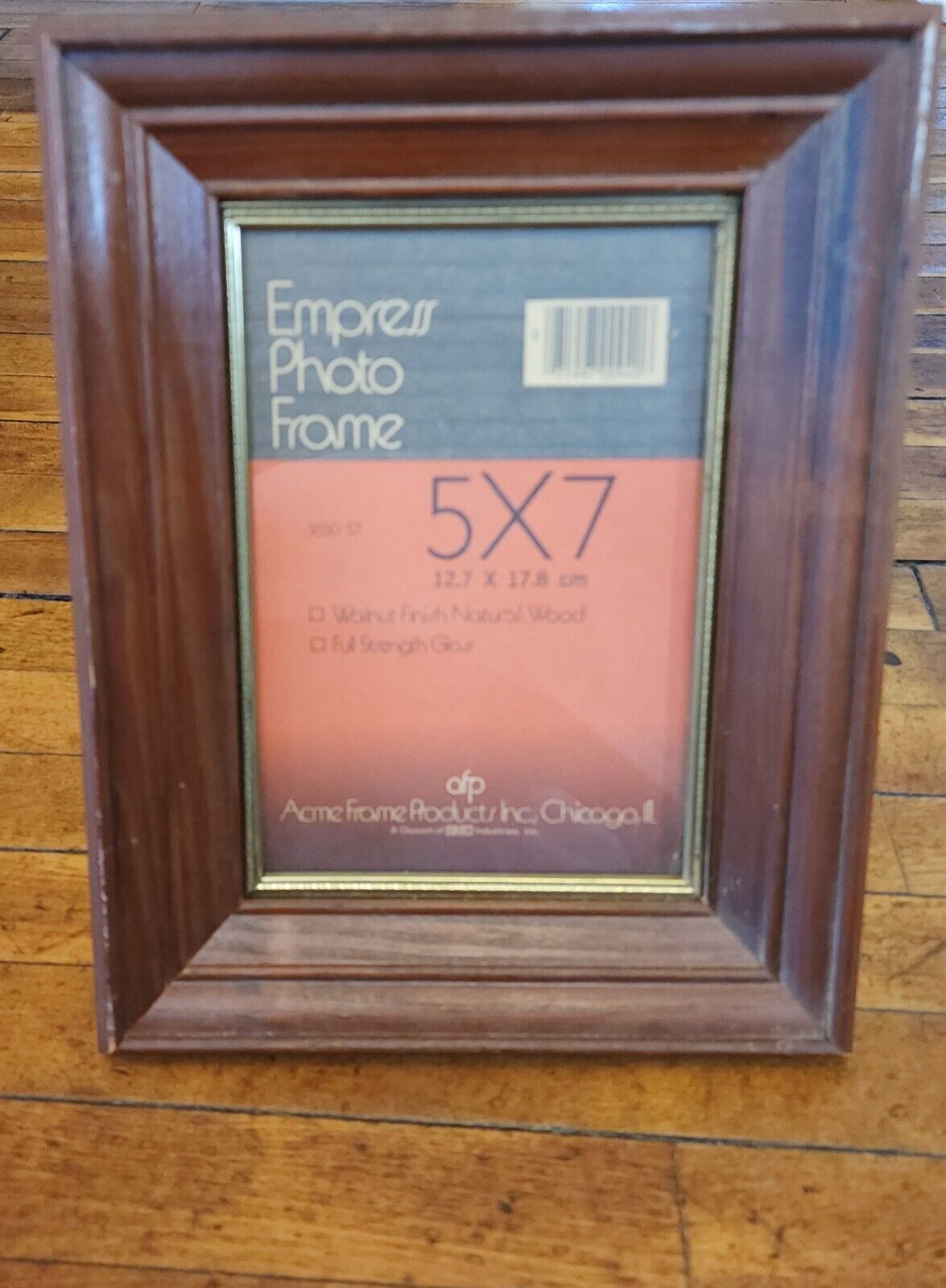 Acme Empress Wood Easel Wall Frame Fits 5X7 Inch Photo Vertical Horizontal