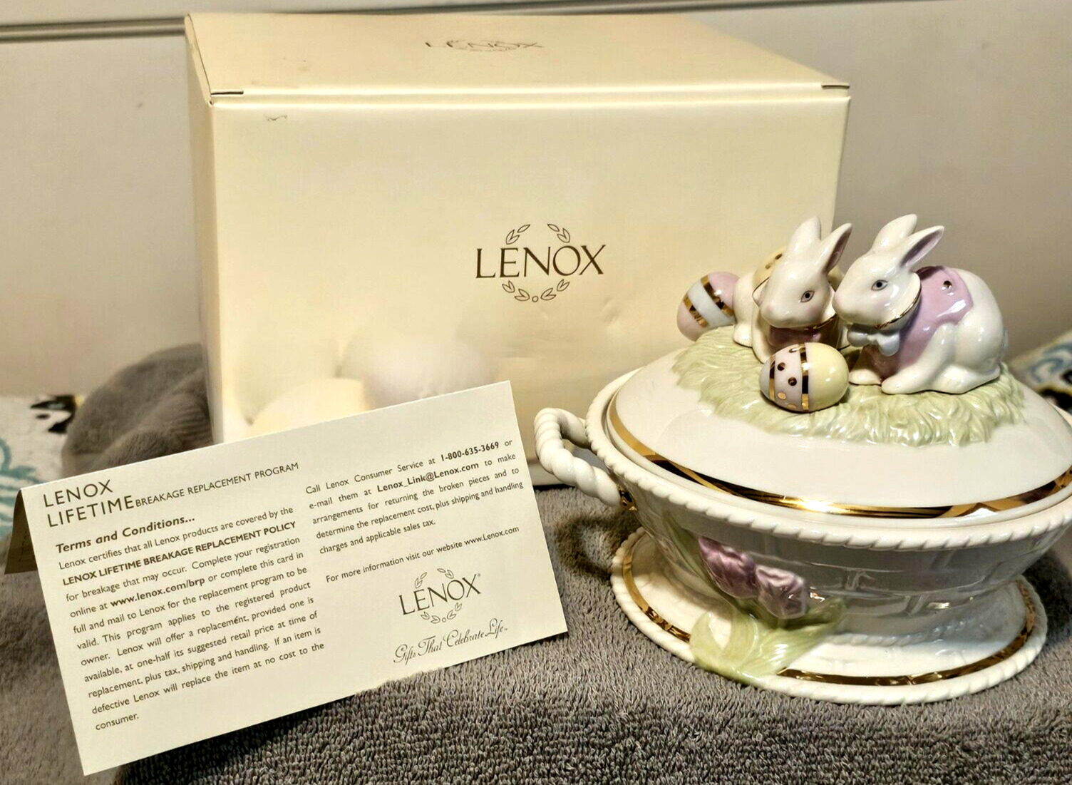 Lenox Occasions Easter Bunny Covered Candy Dish #6376545. Mint In Original Box