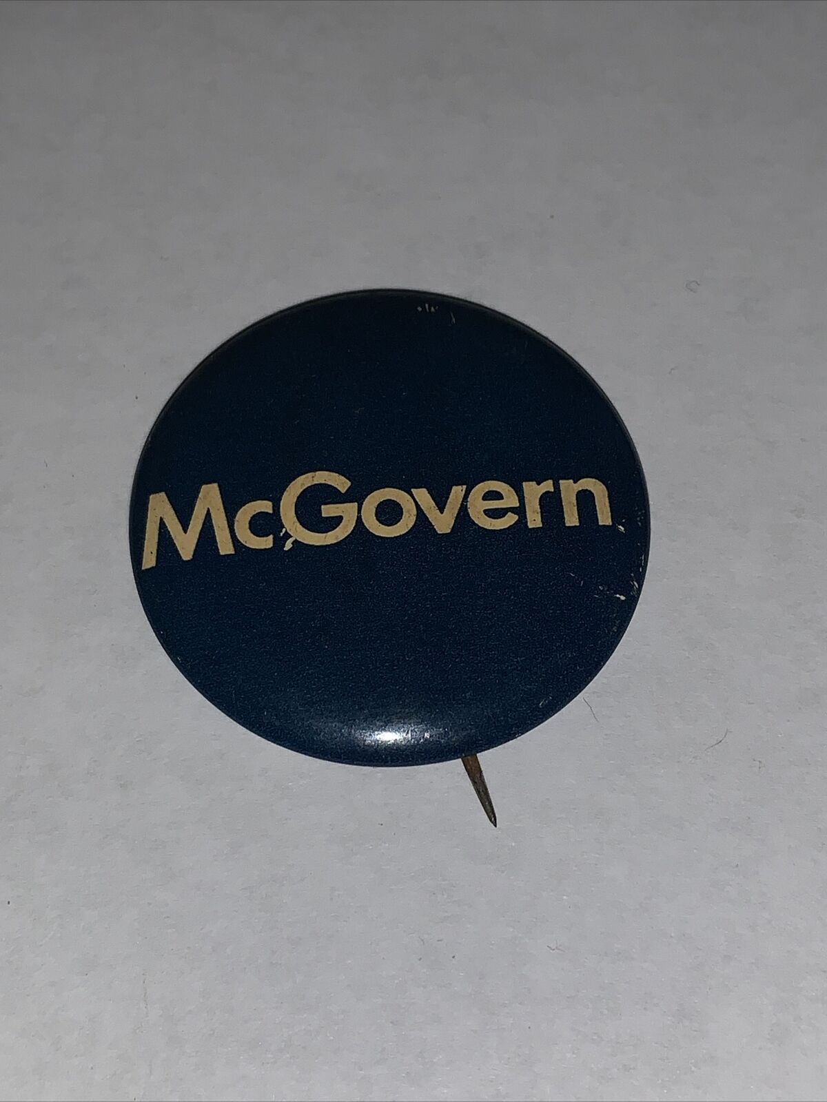 Vintage Presidential Election Political Campaign Pin Button Mcgovern