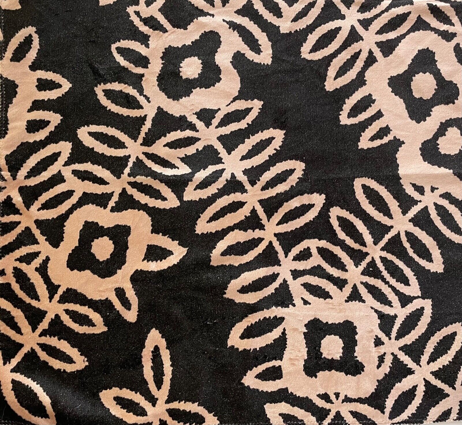 ANDREW MARTIN Roulette sand/black cotton rayon floral velvet  New Remnant