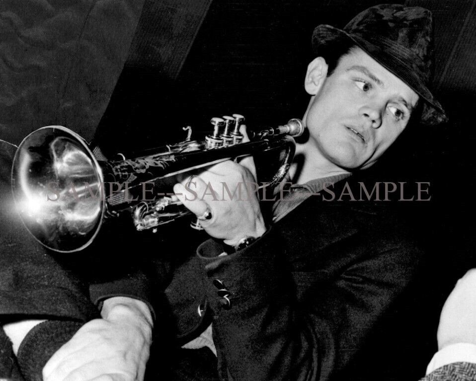 Jazz Legend CHET BAKER  Definitive PHOTO (148-L )