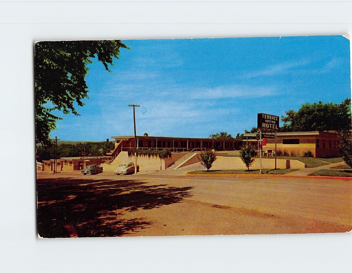 Postcard Terrace Motor Hotel Pierre South Dakota USA