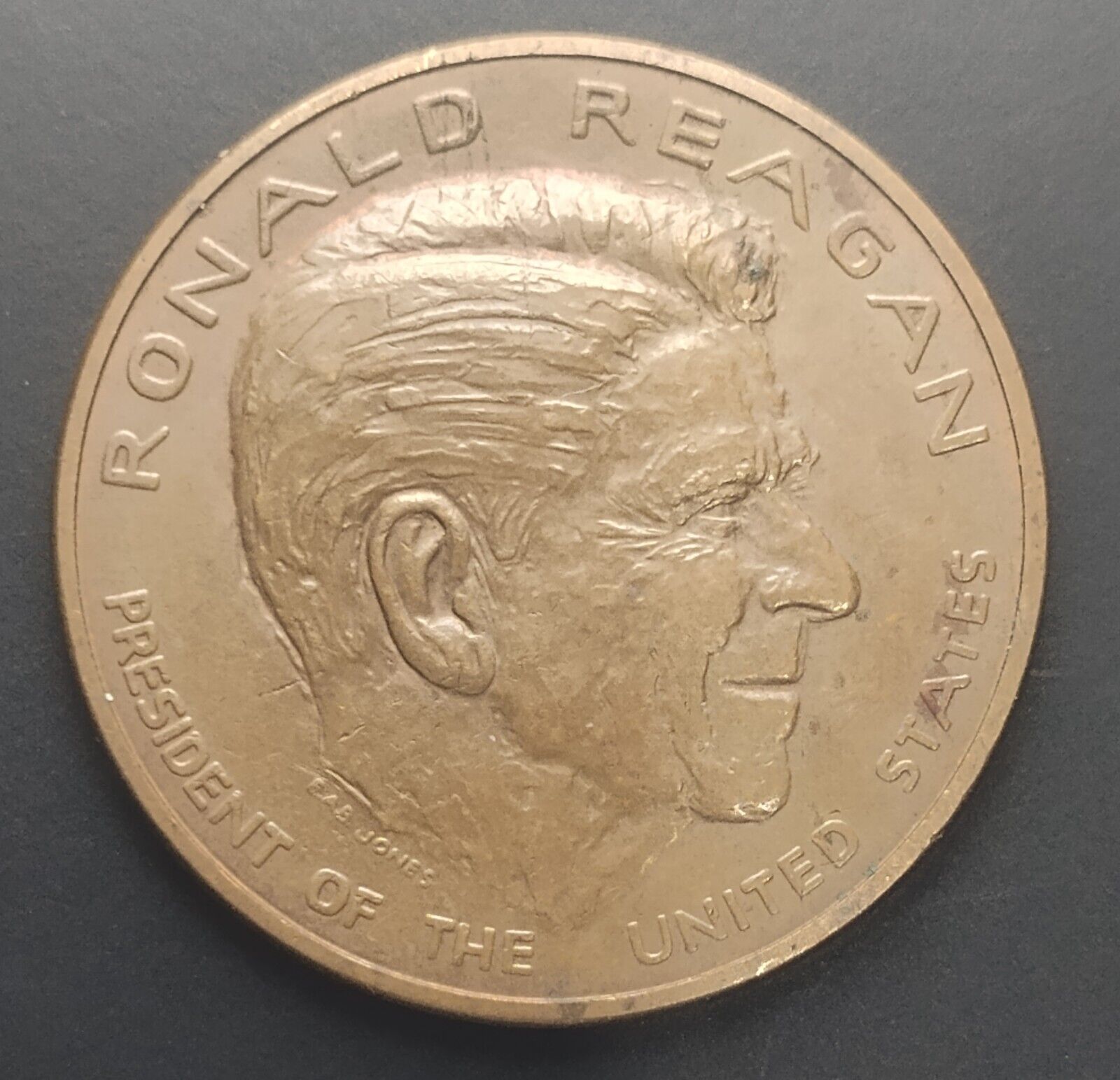 United States Mint Treasury Ronald Reagan 40th President Bronze Coin/Medal 1981