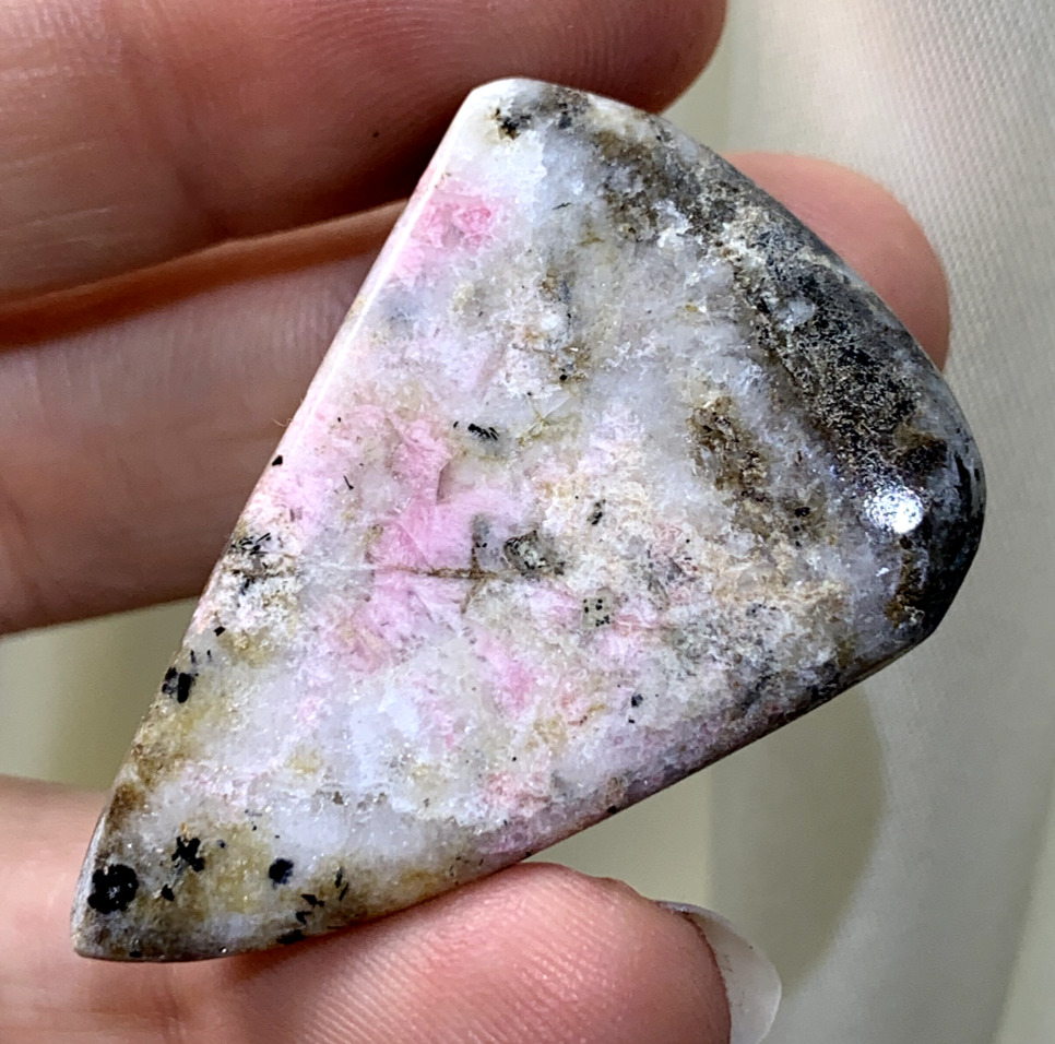 GORGEOUS VERY RARE TUGTUPITE TENEBRESCENT POLISHED CRYSTAL GREENLAND