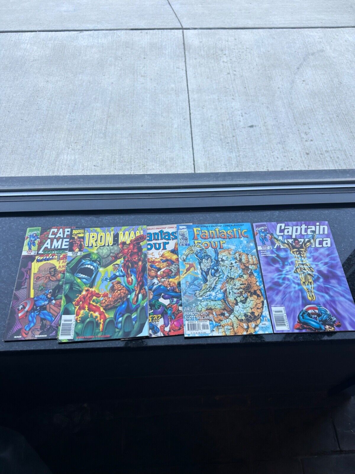 MINT condition- lot of comics- (5) Fantastic Four - Captain America- Ironman