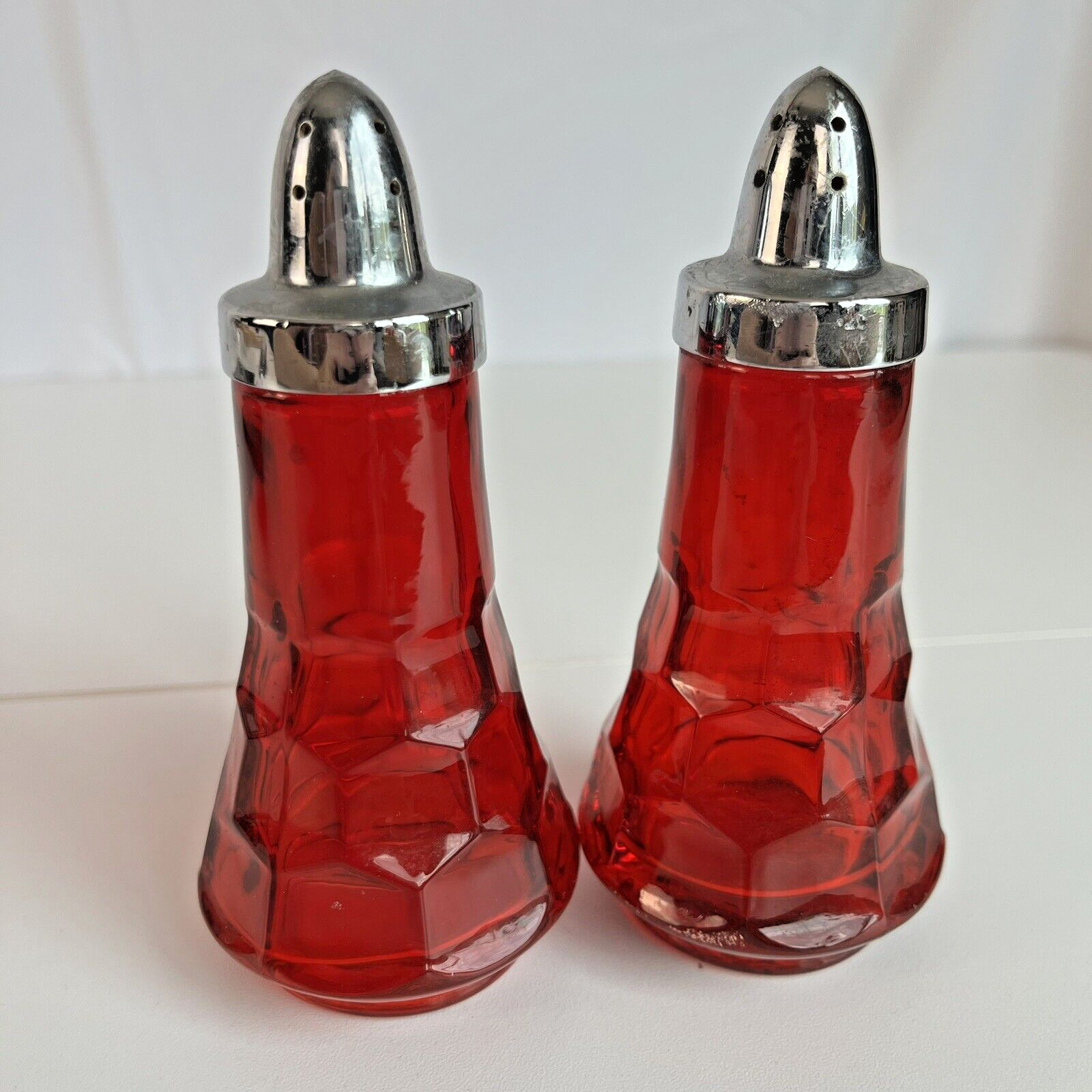 1960s Viking Ruby Red Georgian Honeycomb Glass Salt & Pepper Shakers 5\