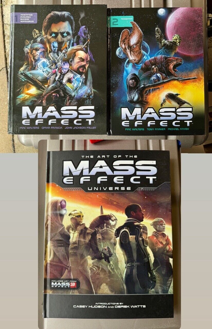 Mass Effect Volumes 1 &2 w/ The Art of the Mass Effect Universe Dark Horse - NOS
