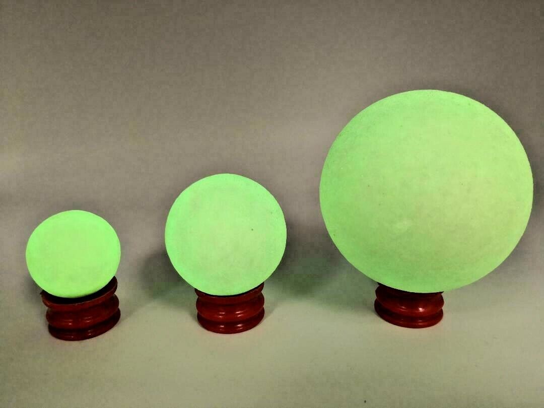 Glow-In-The-Dark Crystal Glass Green Luminous Sphere Balls + Free Stand US