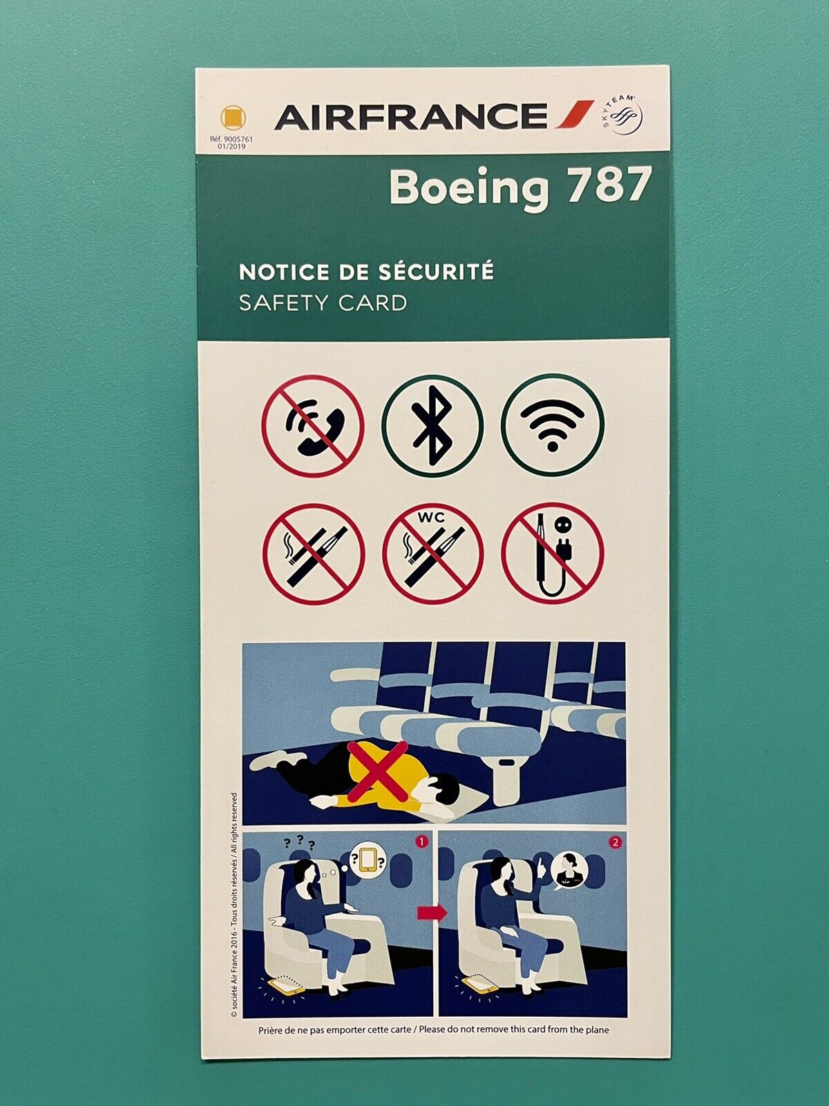 AIR FRANCE SAFETY CARD —787–2019