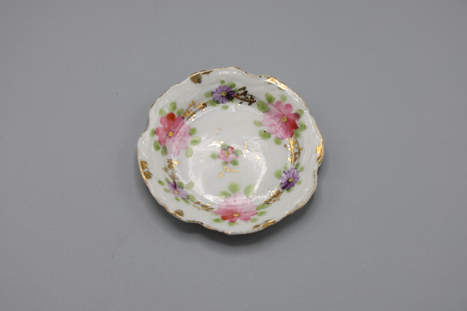 Vintage miniature hand painted japaense porcelain plate