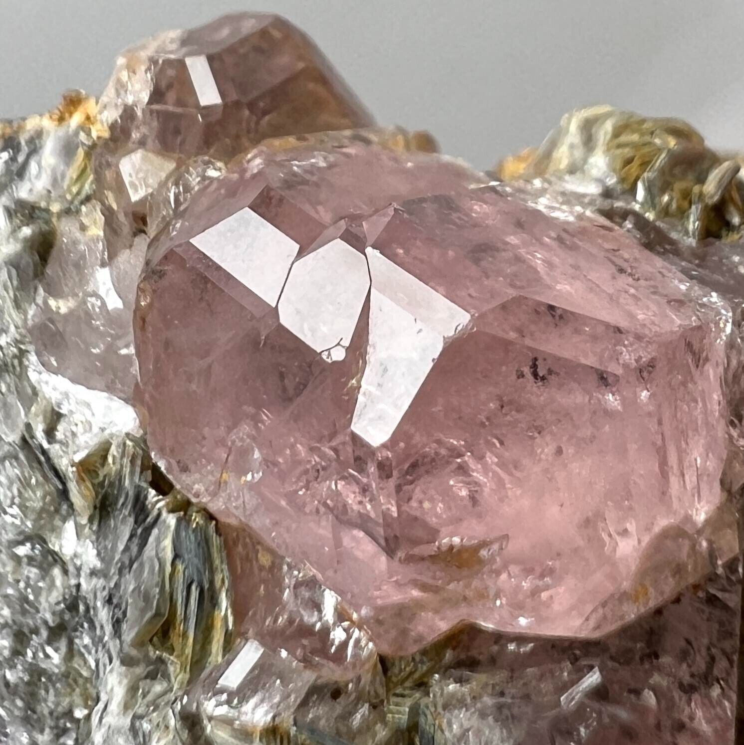 922 Gram Full Terminated Pinkish Apatite Crystals On Matrix From Pakistan