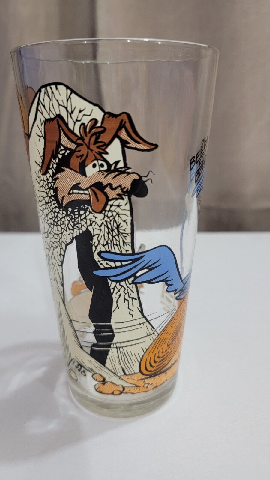 Vintage 1976 ROAD RUNNER & WILE E COYOTE Pepsi Collector Series Drinking Glass