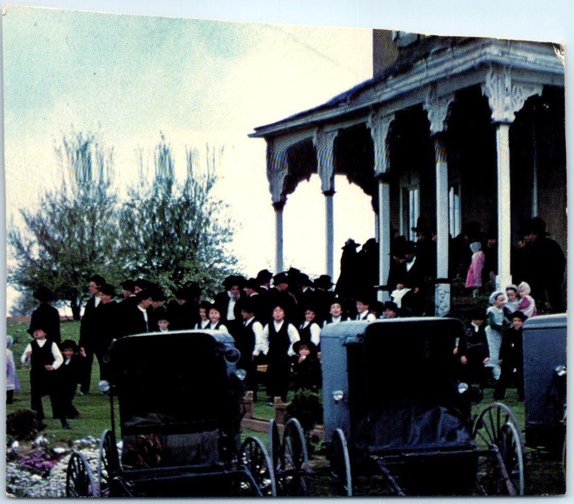 Postcard - Amish Worship Gathering, \
