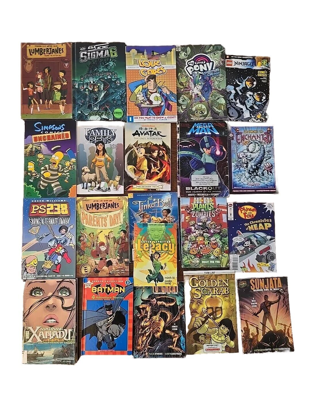 LOT of 21 Childrens Graphic Novels + Comics LOOK 