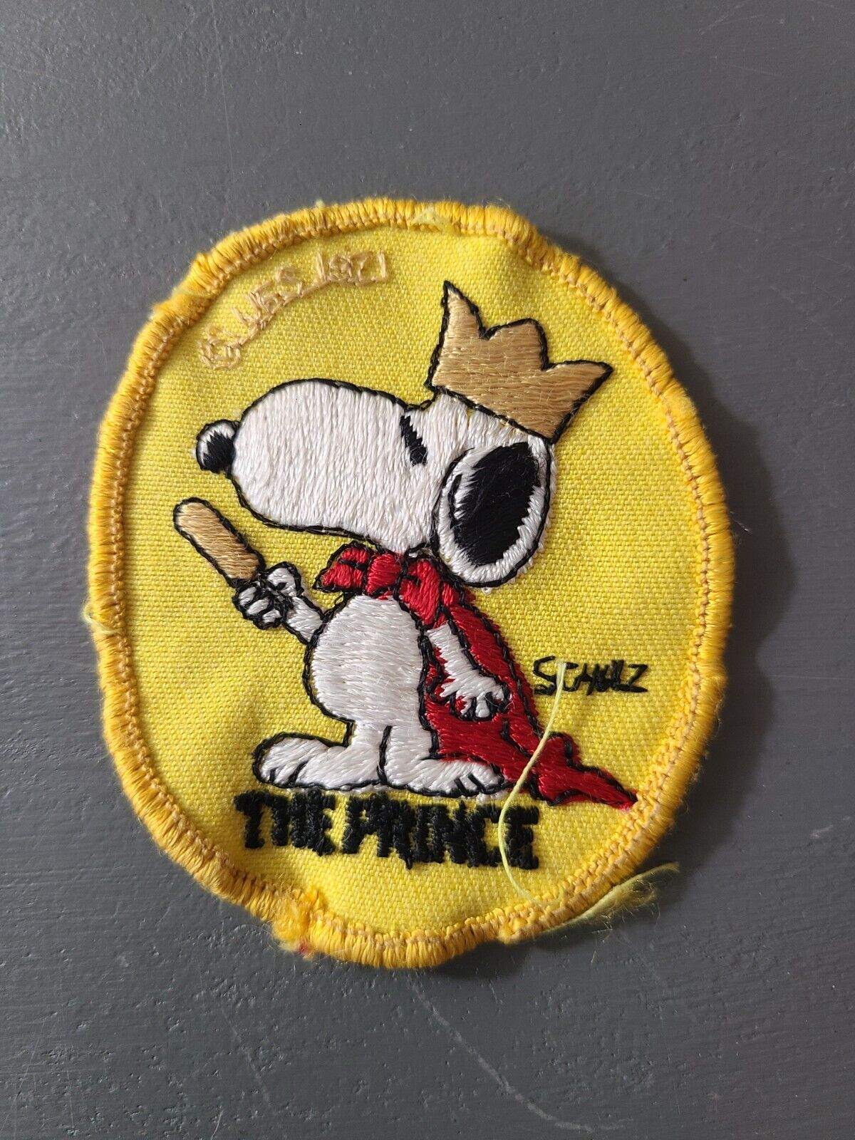 Vintage 1971 Peanuts SNOOPY The Prince Embroidered 3” Yellow Oval Patch Unused