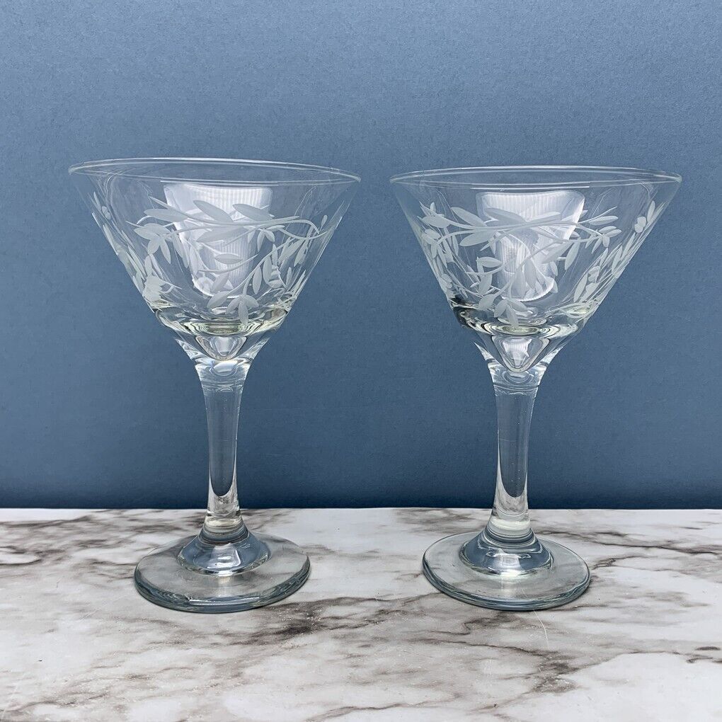 2 Libbey Etched Leaf Martini Glasses Thick Foot L Mark 6.5\