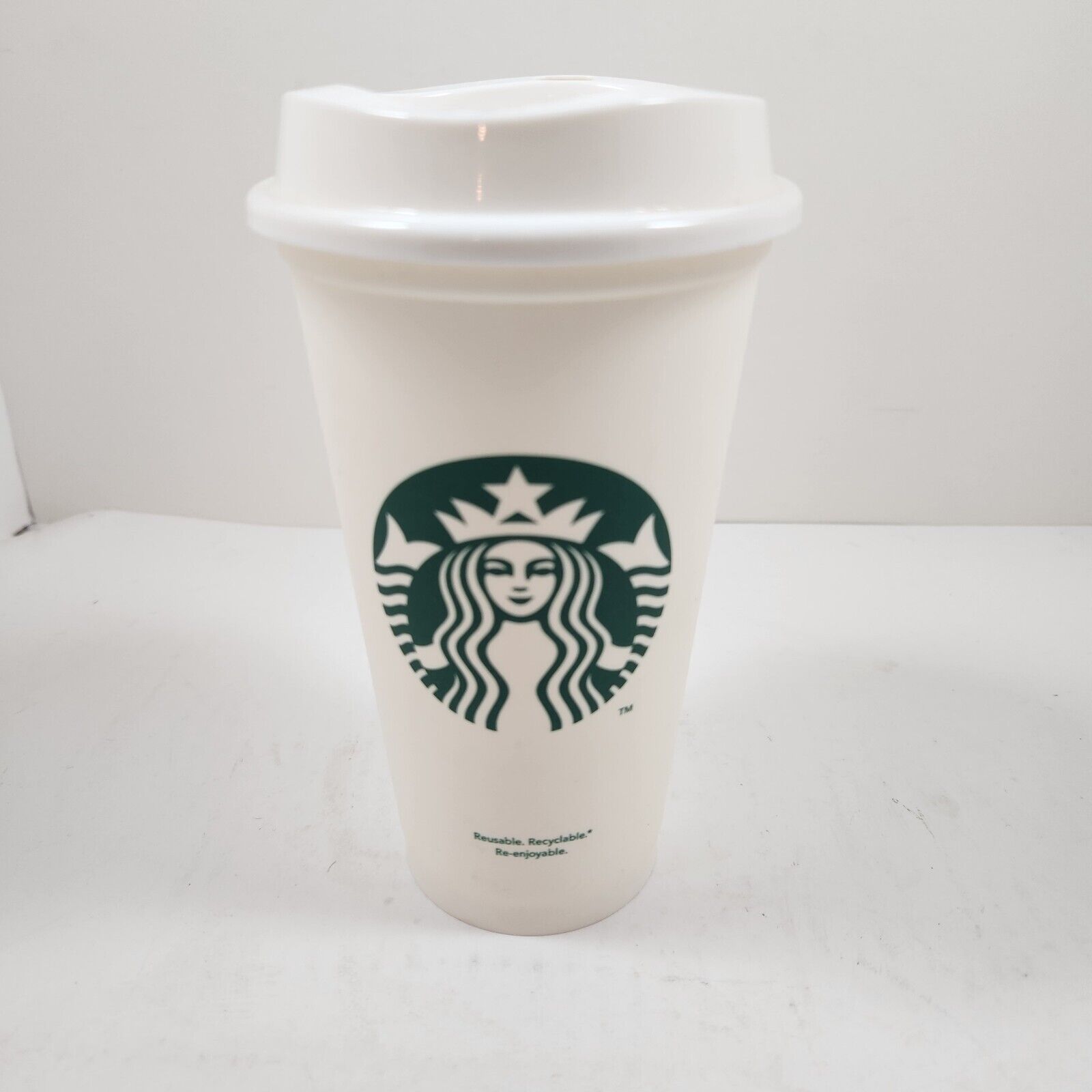 Starbucks 2012 White Reusable Recyclable Cup with Lid 16oz 473mL Classic Style