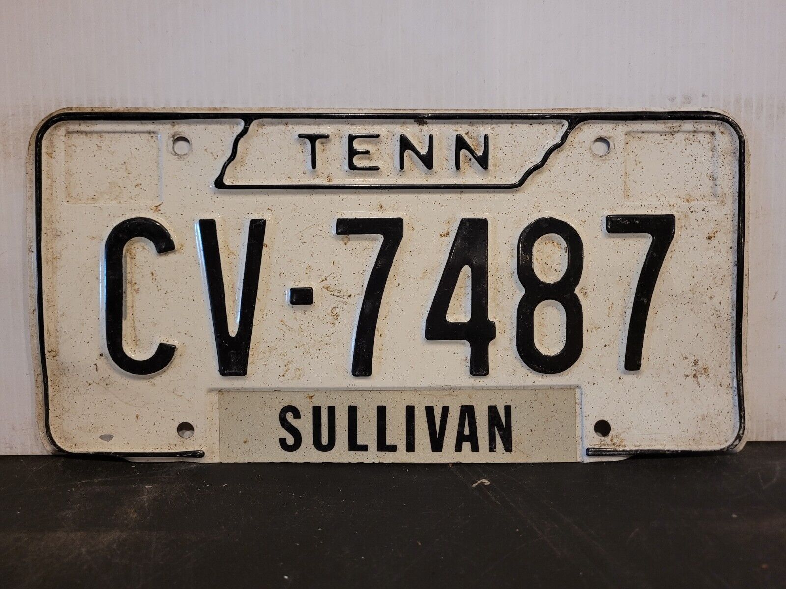 1966 Tennessee License Plate Tag Original.