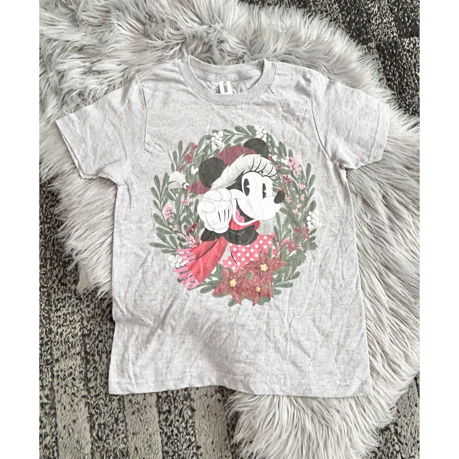 Disney Mickey Classic Wreath Christmas Portrait T-Shirt Size Youth Small (6/7T)